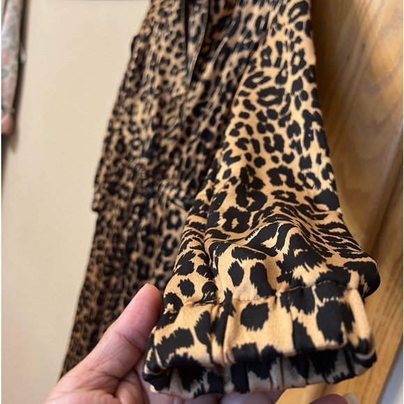 No 1 LOS ANGELES Jumpsuit cheetah Print .BNWT  size S-M - Picture 6 of 10